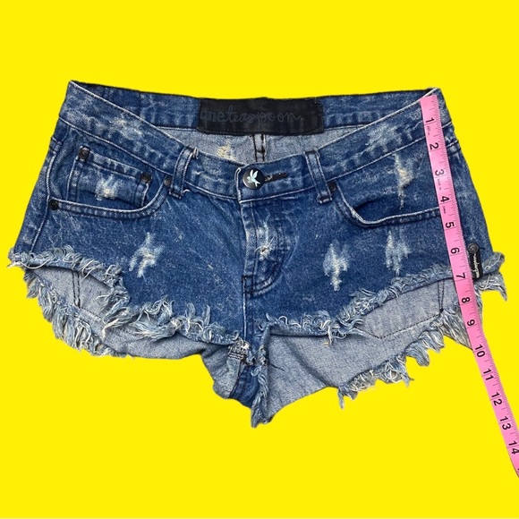 Sexy ONE TEASPOON denim short shorts - Picture 4 of 4